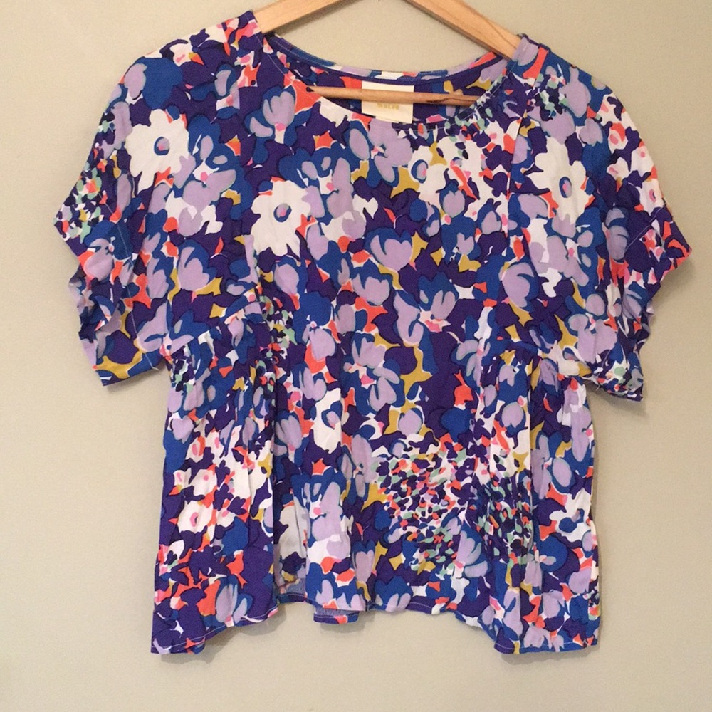 Multicolored short sleeve top